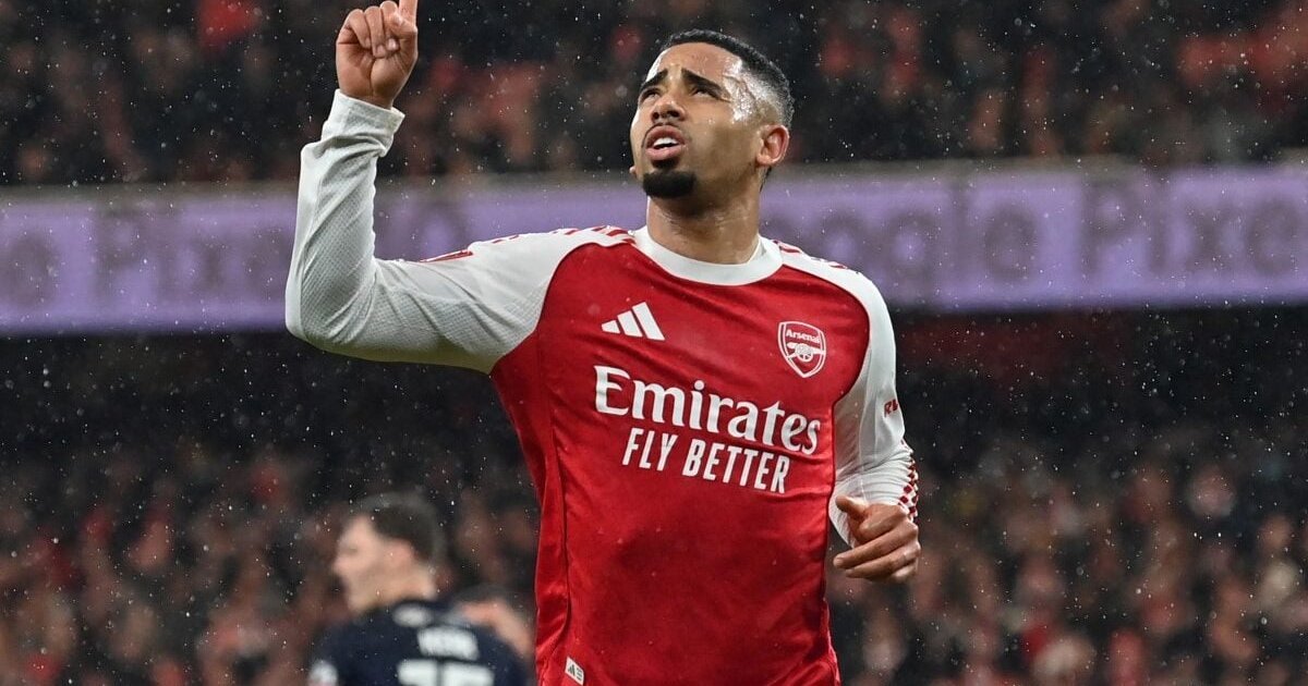Gabriel Jesus comemora gol pelo Arsenal enquanto e especulado no Napoli