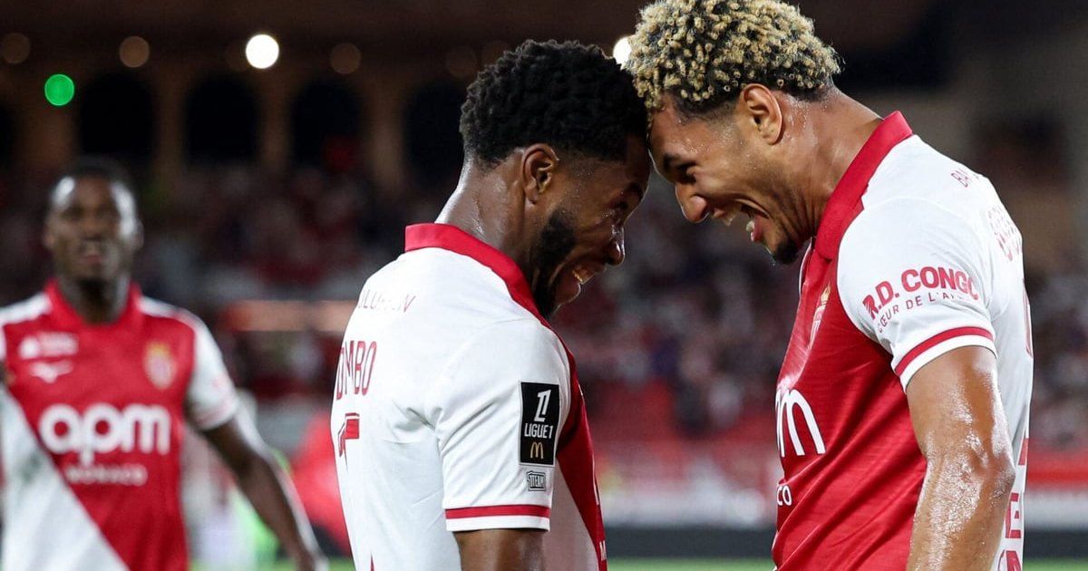 Paris Brunner comemora gol do Mônaco sobre o Marseille pela Ligue 1