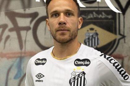 Arthur e anunciado como novo reforco do Santos para a temporada 2026