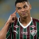 Thiago Silva em campo pelo Fluminense na vitoria sobre o Platense pela Libertadores