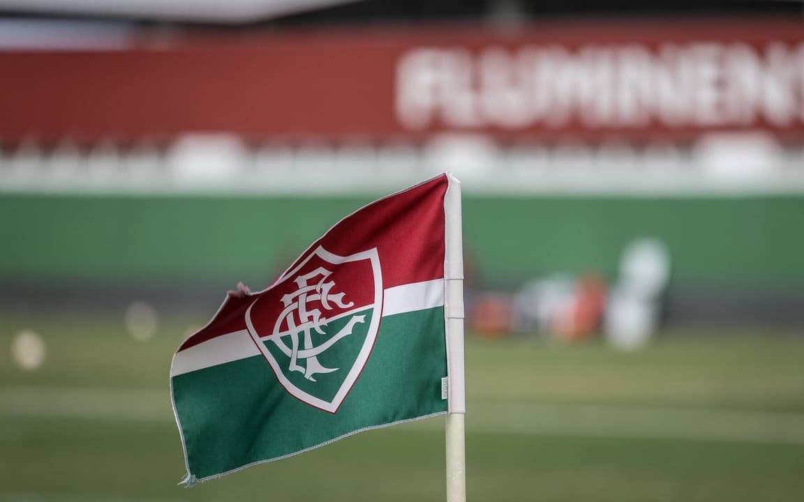Jogadores do Fluminense em campo durante a temporada 2026, na reta final da janela de transferências