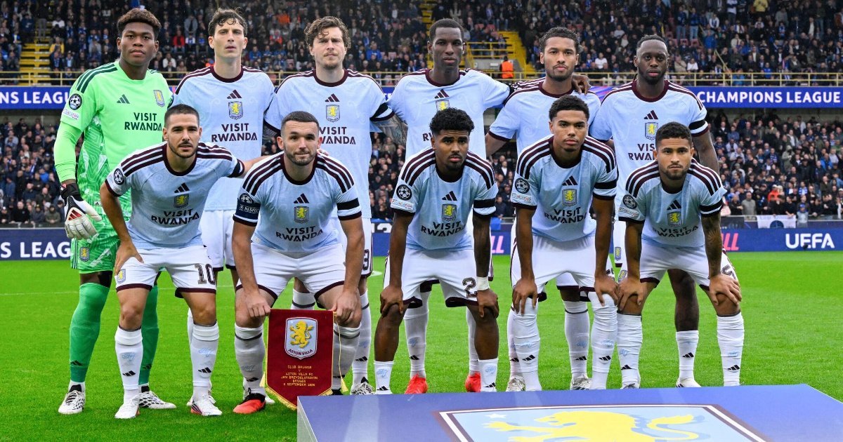 Joao Gomes em campo pelo Aston Villa na estreia da Champions League contra o Club Brugge