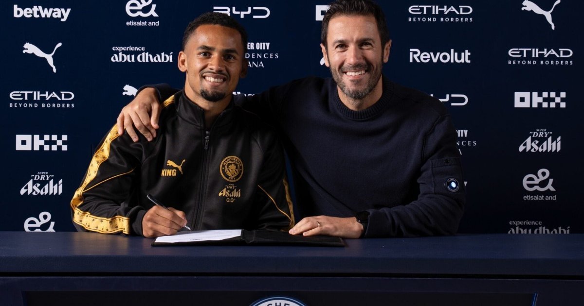 Atacante senegalês Ndiaye anunciado como novo reforço do Manchester City na reta final da janela