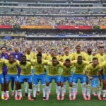 Jogadores da Seleção Brasileira perfilados antes de duelo na Copa do Mundo de 2026