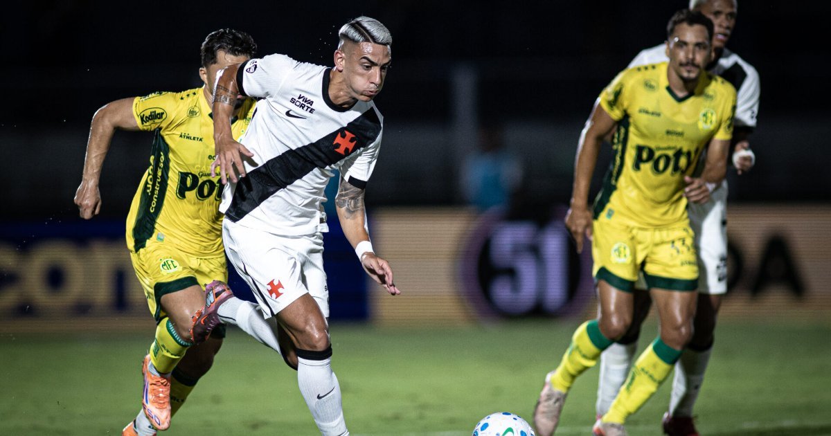 Disputa entre Vasco e Mirassol pelo Brasileirao Serie A